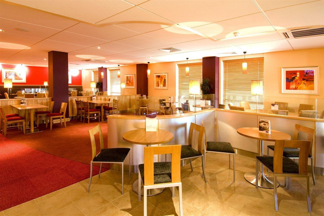 Premier Inn Sheffield City Centre Extérieur photo