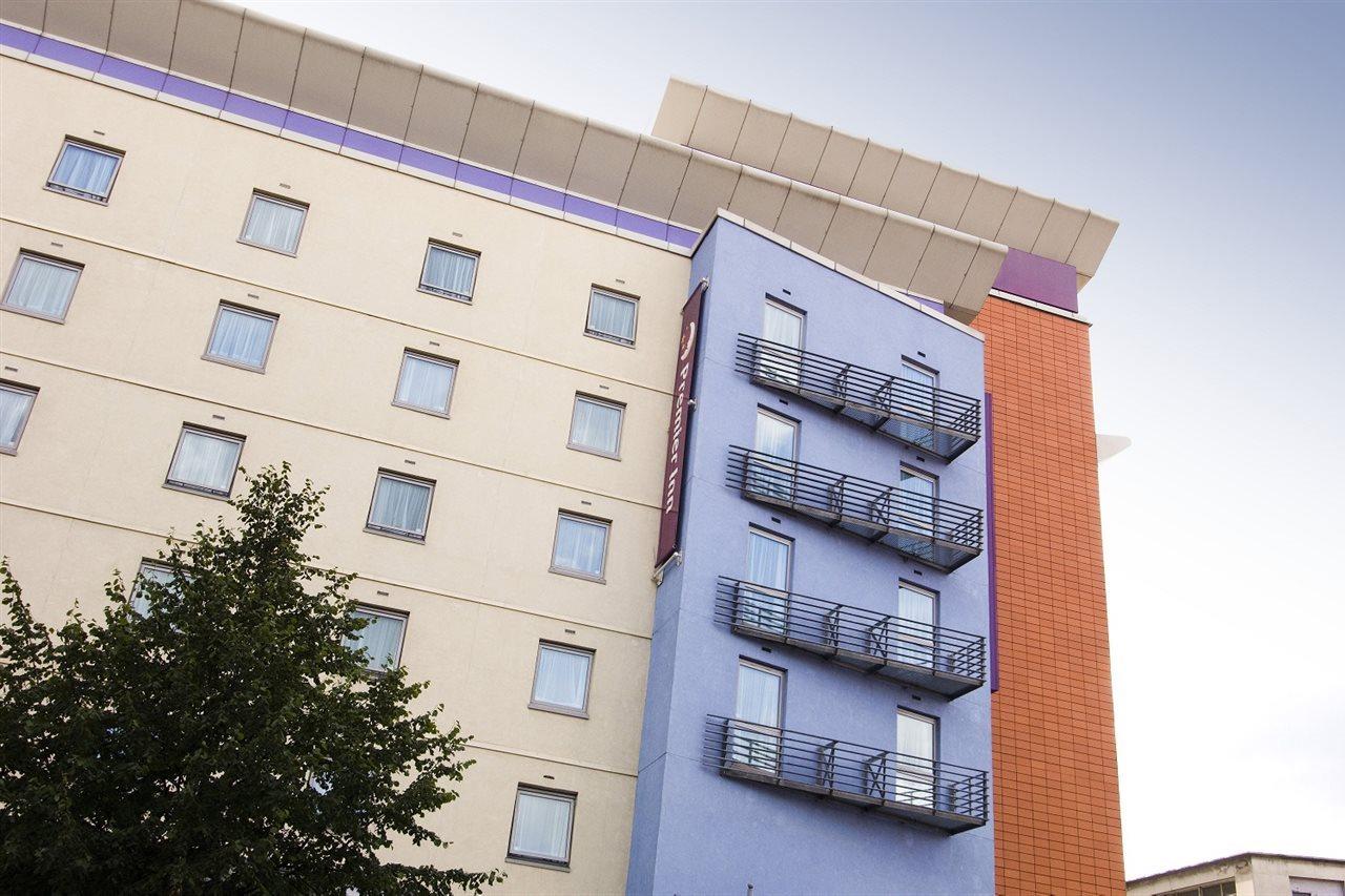 Premier Inn Sheffield City Centre Extérieur photo