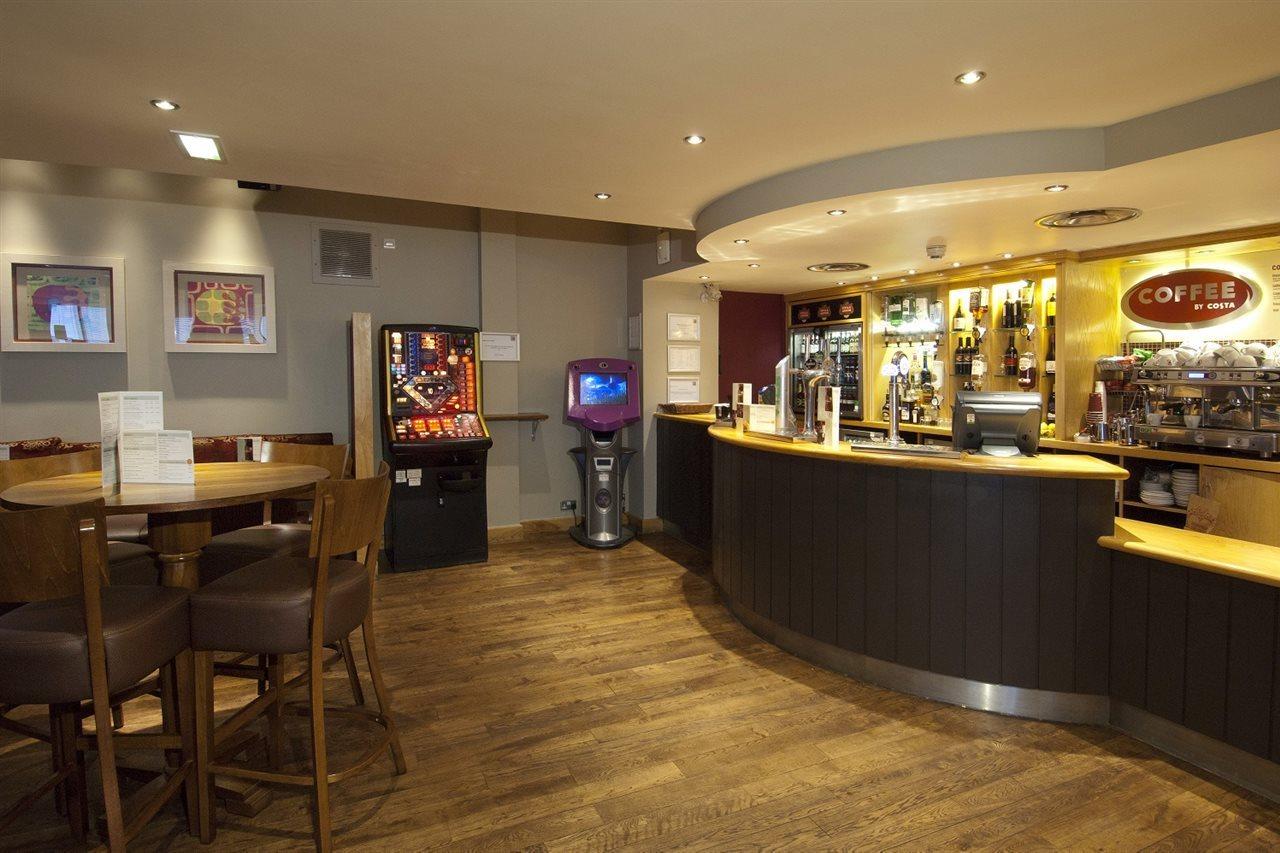 Premier Inn Sheffield City Centre Extérieur photo