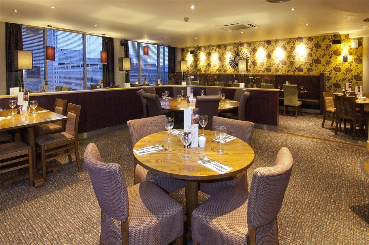 Premier Inn Sheffield City Centre Extérieur photo